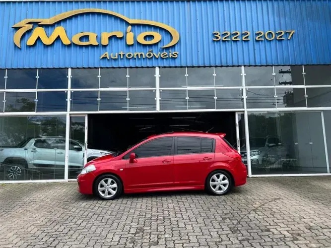 Nissan Tiida SL 1.8/1.8 Flex 16V Aut. 2012