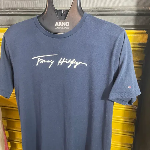 Camiseta da tommy Hilfiger
