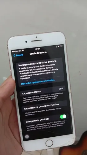 iPhone 7 plus, bateria 68%, pra sair rápido