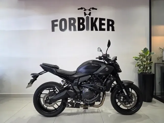 Yamaha MT07 Connected 2026- Aceito troca