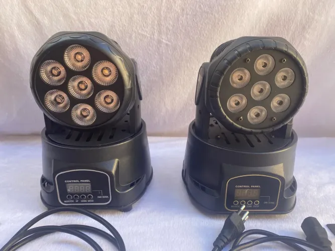 2 Moving head luatek 70w funcionando perfeitamente
