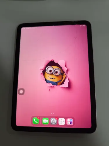 Ipad A16 128gb - tela trincada (ainda na garantia)