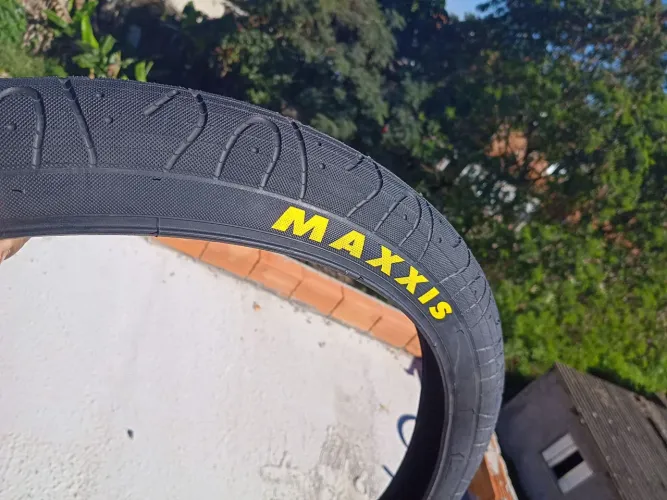 Pneu maxxis hookworm 29