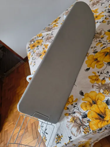 Vendo tábua de passar roupas portátil