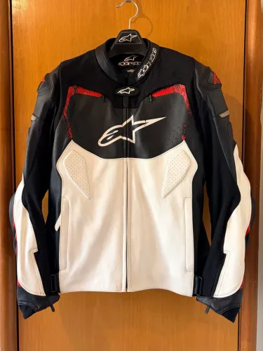 Jaqueta Alpinestars GP Pro Couro - Tam 56 EUR / 46 USA (Impecável)