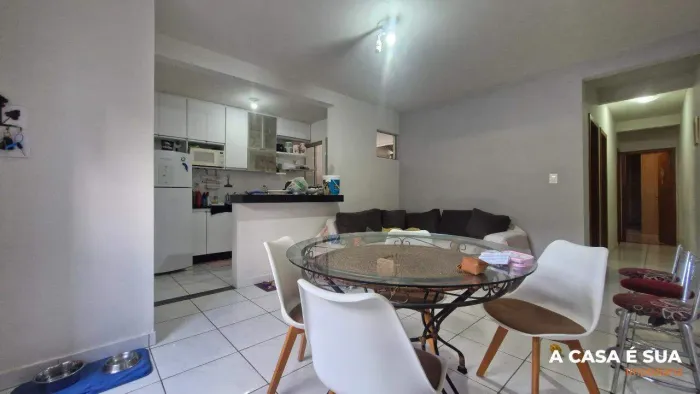Casa Geminada à venda, 3 quartos, 1 suíte, 2 vagas, Bandeirinhas - Betim/MG