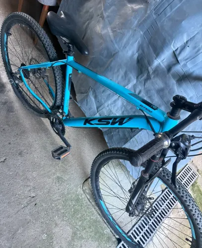 Bicicleta aro 29 KSW quadro 19?