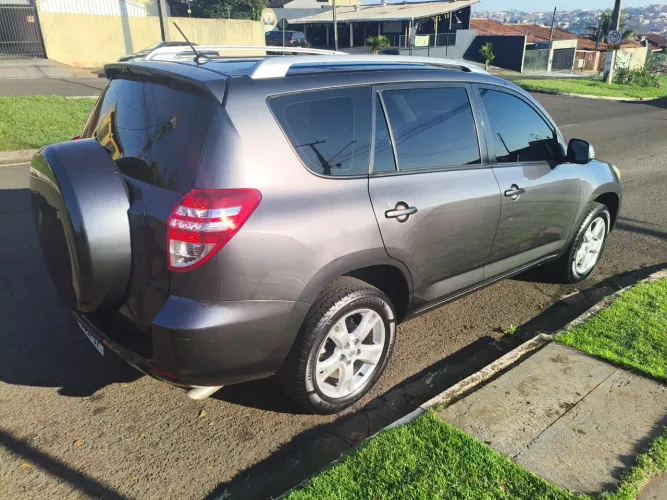 Toyota RAV4 2.4 4X2 16V 170cv Aut. 2012