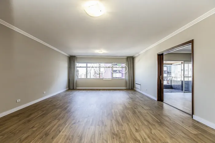 Apartamento com 4 quartos à Venda no Batel - 299 m² - Ideal para retrofit | Ref. 1875