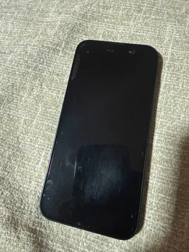 iPhone 13 128gb muito conservado sem defeitos envio imediato cor meia noite 