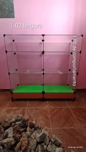 Balcão vitrine de vidro