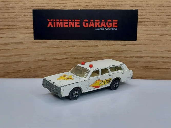 Matchbox Lesney Cougar Police Car Superfast 