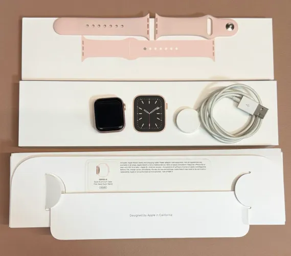 Apple Watch Series 6 GPS 40 mm - Rose Gold