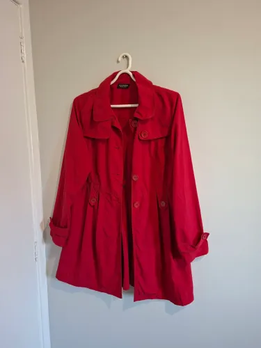 Casaco trench coat vermelho P
