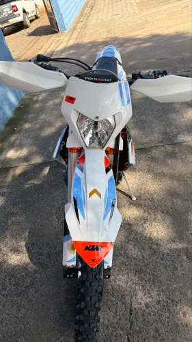 KTM 300 EXC Six Days ano 2024/2024 