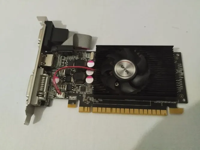 Placa de vídeo G610 1GB com cooler