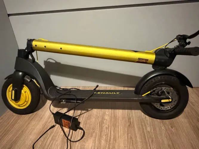 ? PATINETE ELÉTRICA RENAULT AMARELA E PRETA + CARREGADOR