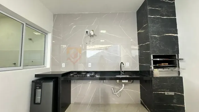 Linda Casa Duplex 03 Quartos e 1 suite em Planicie da Serra
