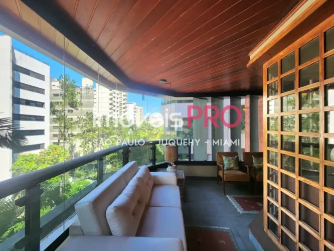 Apartamento a venda a 10min do Clube Paineiras, 240m2, 3 suites, 3 vagas, varanda com chur