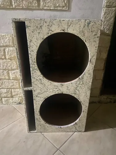 Vendo caixa para 2 alto falante de 15? e 1 corneteira 