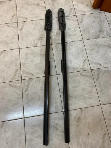  Par Rack teto toyota land cruiser prado original ( faltando uma parte)