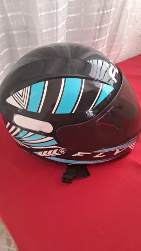 Vende-se Capacete