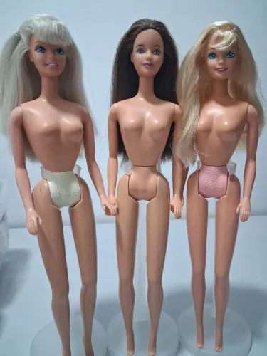 Lote boneca Barbie e Teresa anos 90