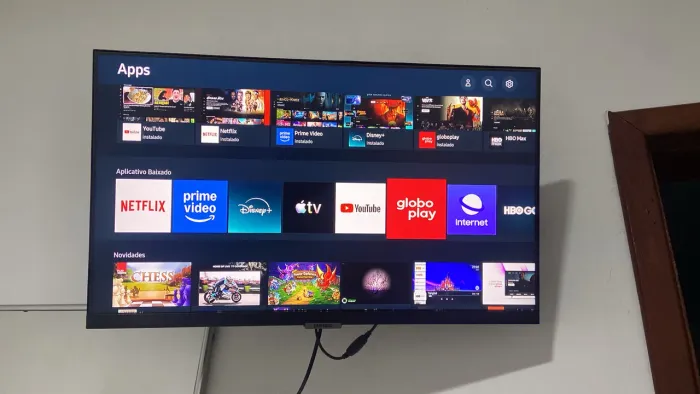 Samsung Smart Monitor M5 24" - Smart TV e Monitor 2 em 1
