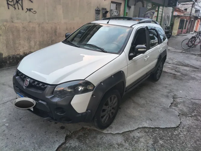 Fiat Palio Weekend Adventure Locker 1.8 Flex 2019