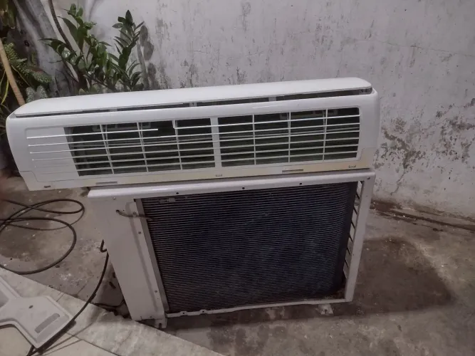 Split 24 mil BTUs Samsung inverter 