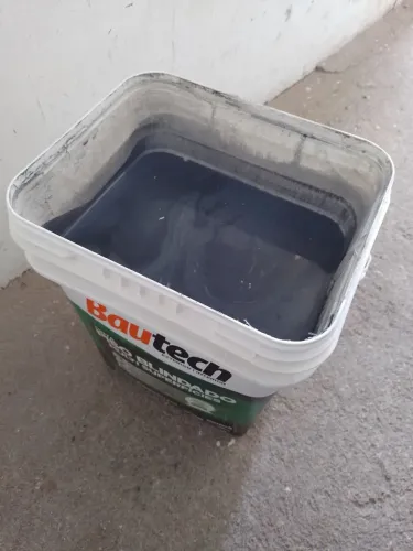 Tinta piso blindado bautech 20kilos cinza platina já aberto 