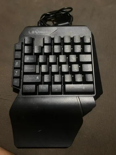 Teclado e hub