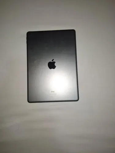 Ipad 9° geração 64G, cinza + teclado, capinha e mouse