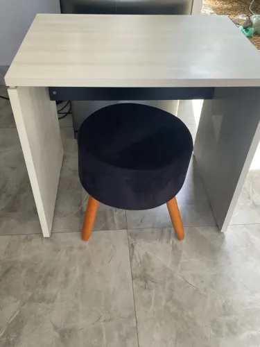 Mesa usada Motiva