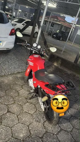 Moto no precinho pra quem quer dar uma brincada