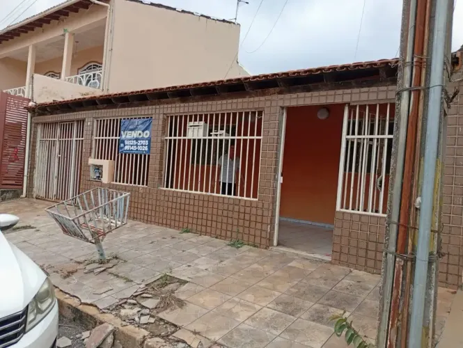 QNM 40 VENDO EXCELENTE CASA  NA MELHOR REGIÃO DE TAGUATINGA 3 QUARTOS SENDO 1 SUÍTE COM KI