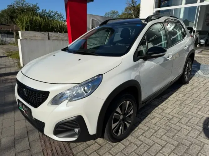 Peugeot 2008 GT 1.0 TURBO 200 5P AUT. 2021