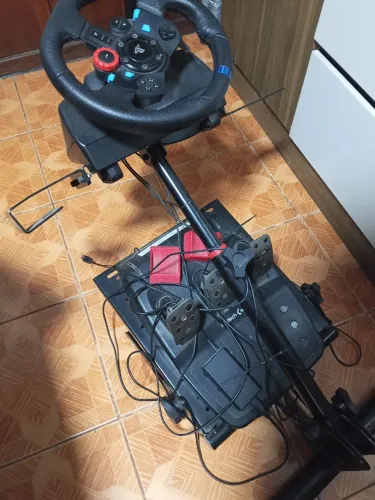 Volante Logitech G29 com Suporte
