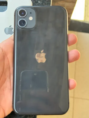 Iphone 11 - Bateria 98% - Com película e capinha