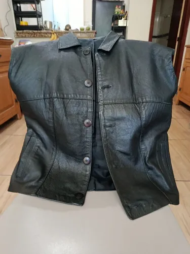 COLETE FEMININO DE COURO
