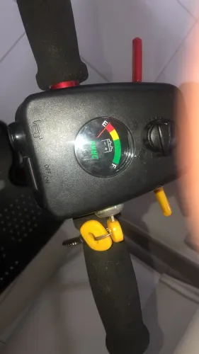 Scooter elétrico dobrável