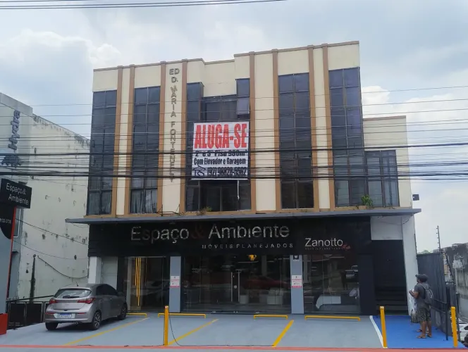ALUGO GALPÃO POR ANDAR (2º piso 485m² e 3º piso - 485m² ), AV. DJALMA BATISTA_ CHAPADA - M