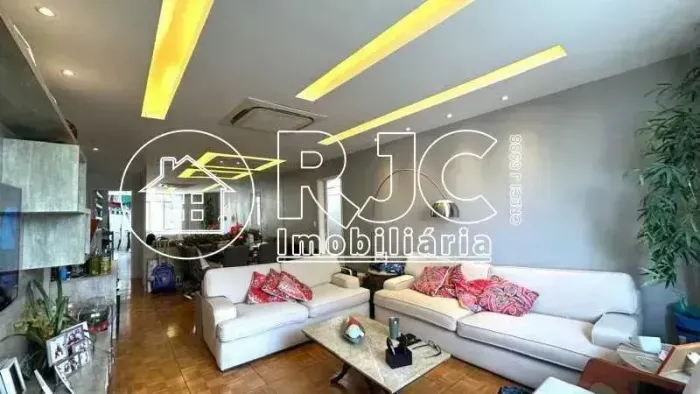 Apartamento de 114m² com 3 Quartos, Vista Indevassável e 1 Vaga Rua Visconde de Cabo Frio