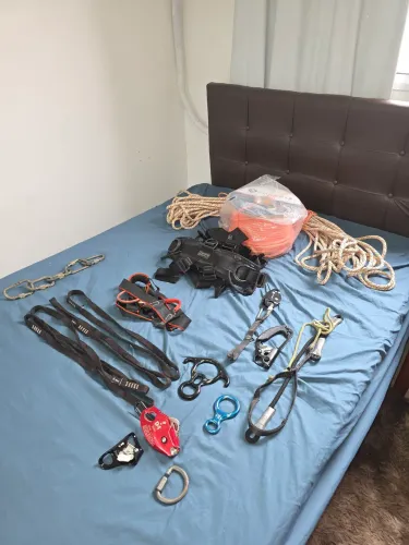 Equipamento trabalho em altura e resgate