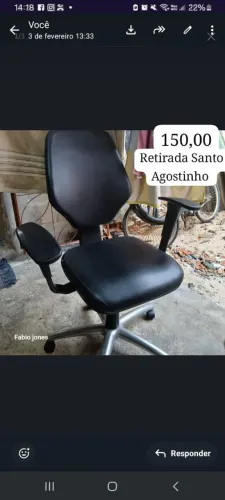 Cadeira de escritório com rodinhas 