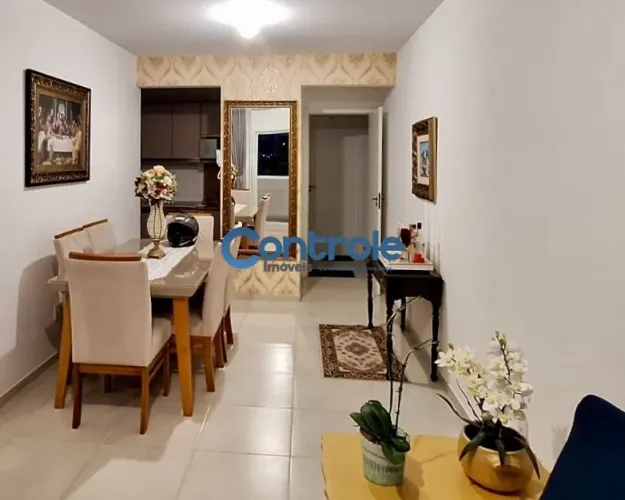 Apartamento de 02 dormitórios com sacada e churrasqueira na Serraria em São José.