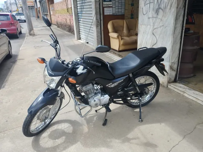 Excelente moto, único dono.