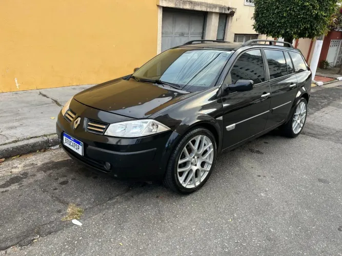 Renault Megane Grand Tour Dynam. Hi-flex 1.6 16V 2012