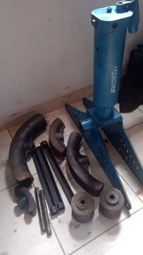 Vendo uma calandra