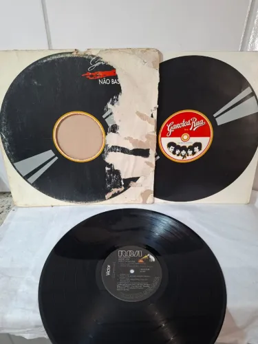 Disco de Vinil LP - Garotos Da Rua - Não Basta Dizer Não (capa feia, mas disco perfeito)